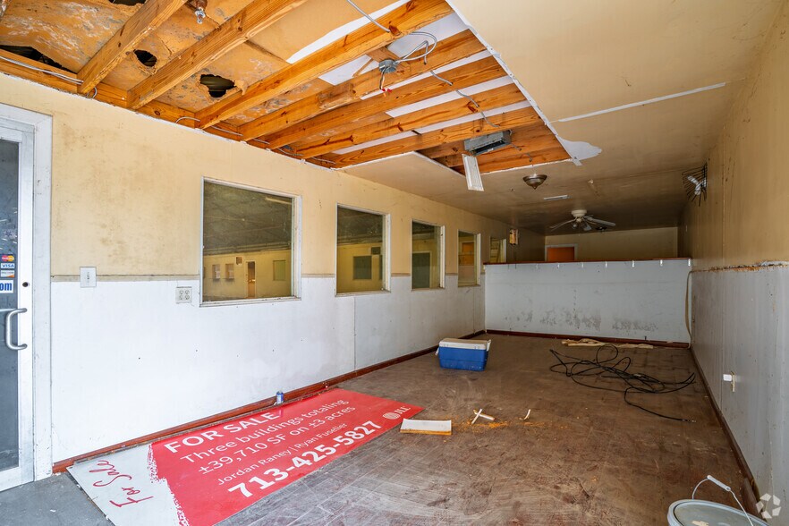 More Photos Of 4200 Blaffer St, Houston Unknown For Lease