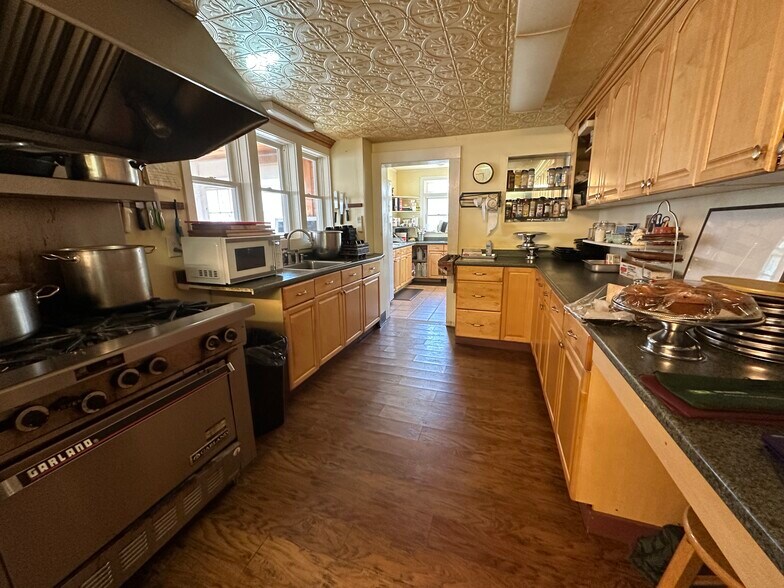 More Photos Of 1450 Vt Route 30, Wells Freestanding For Sale