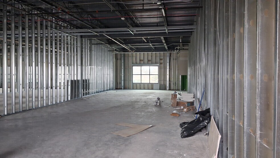 More Photos Of 4041 S Custer Rd, McKinney Storefront Retail Office For Sale