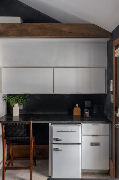 More Photos Of 182 Woodberry Rd Sw, Meadows Of Dan Hotel For Sale