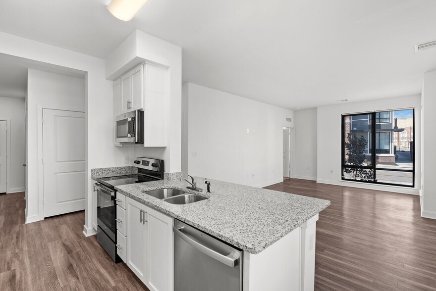 More Photos Of 451 Church St, Norfolk Apartments For Lease