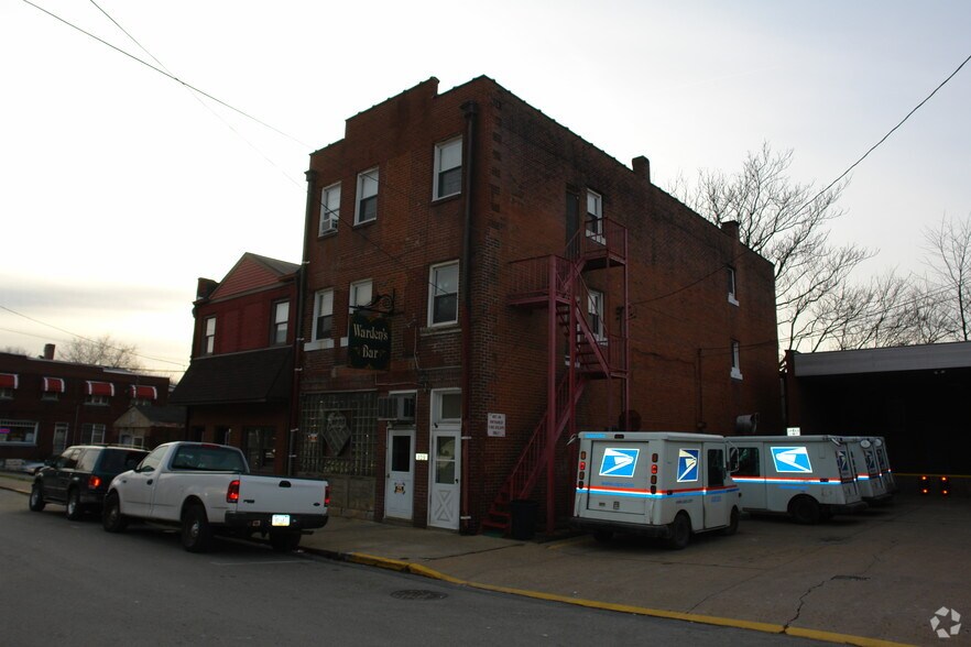 More Photos Of 409 Cavitt Ave, Trafford Bar For Sale