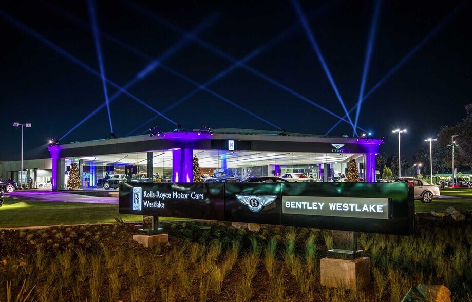 More Photos Of 3637-3755 E Thousand Oaks Blvd, Thousand Oaks Unknown For Lease