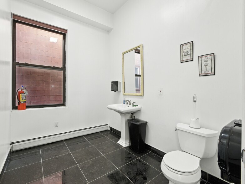 More Photos Of 538-540 62nd St, West New York Loft Creative Space For Lease