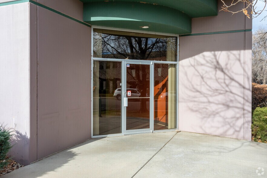 More Photos Of 3063 Sterling Cir, Boulder Warehouse For Lease