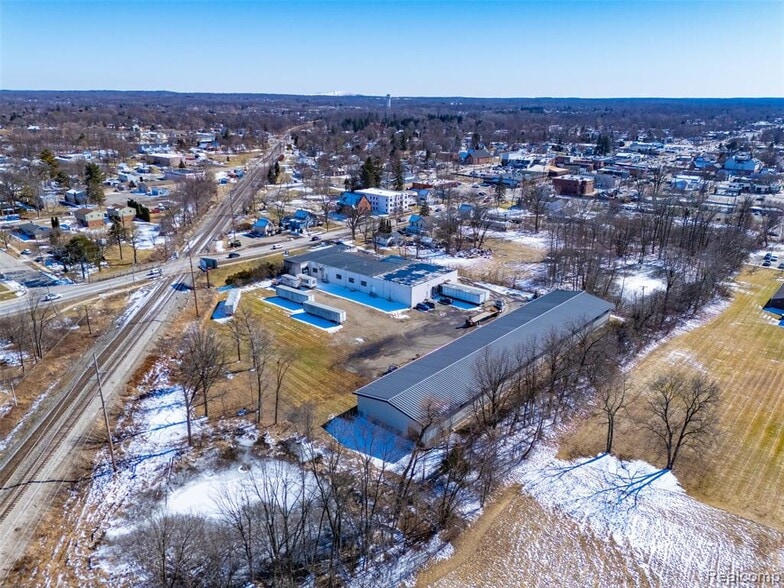 More Photos Of 415 N Lafayette St, South Lyon Warehouse For Sale