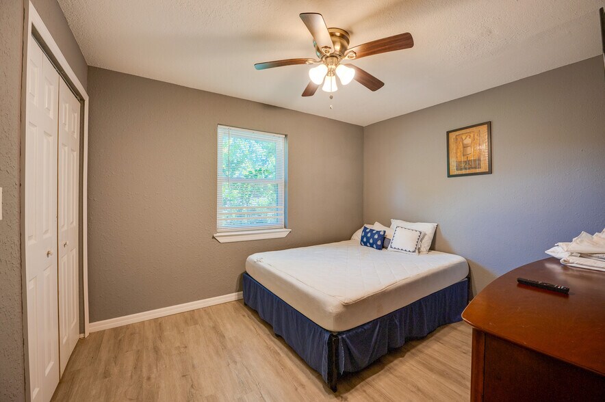 More Photos Of 116 Center St, Daytona Beach Office Residential For Sale