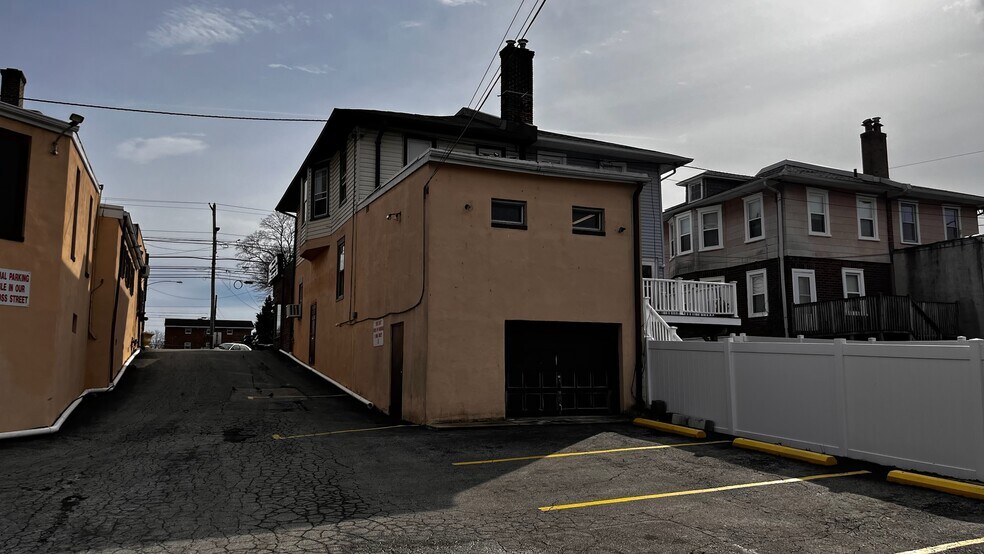 More Photos Of 641 Chester Pike, Prospect Park Restaurant For Sale