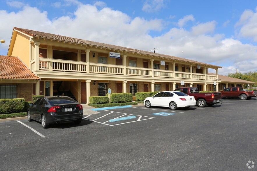 More Photos Of 2379 NE Loop 410, San Antonio Medical For Sale