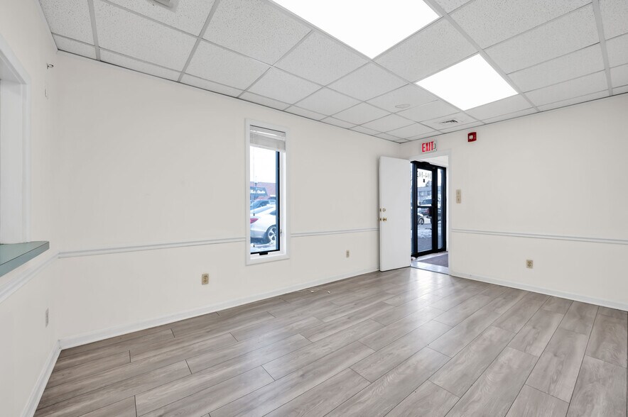 More Photos Of 102-104 S Main St, Manville Office Residential For Lease