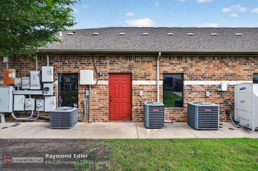 More Photos Of 4819 SH 121, The Colony Medical For Sale