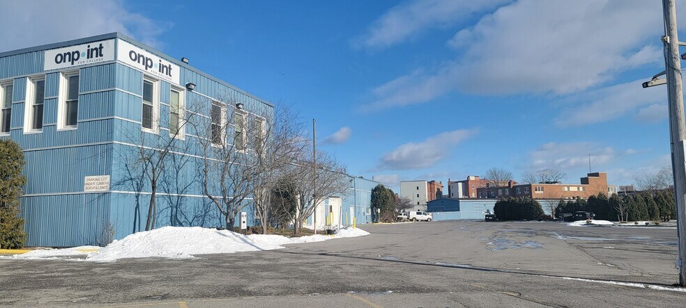 More Photos Of 422 W Onondaga St, Syracuse Warehouse For Sale