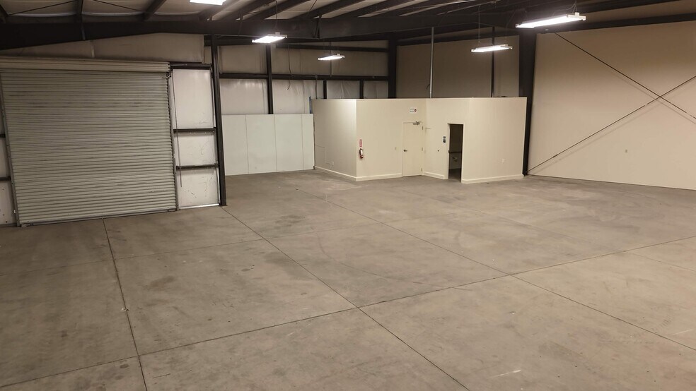 More Photos Of 1465 Atlanta Ct, Turlock Warehouse For Lease