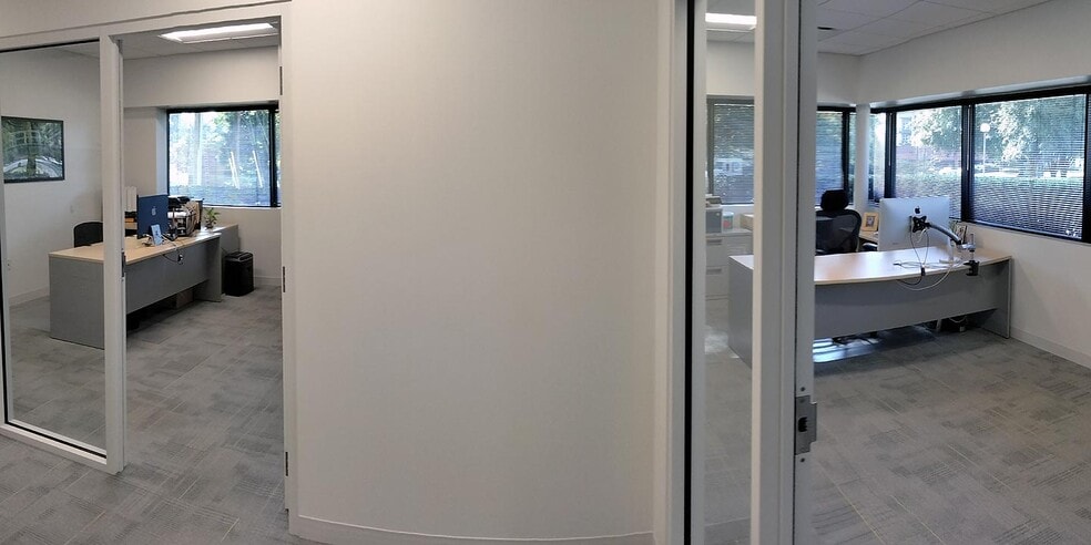 More Photos Of 421 Minuet Ln, Charlotte Office For Lease