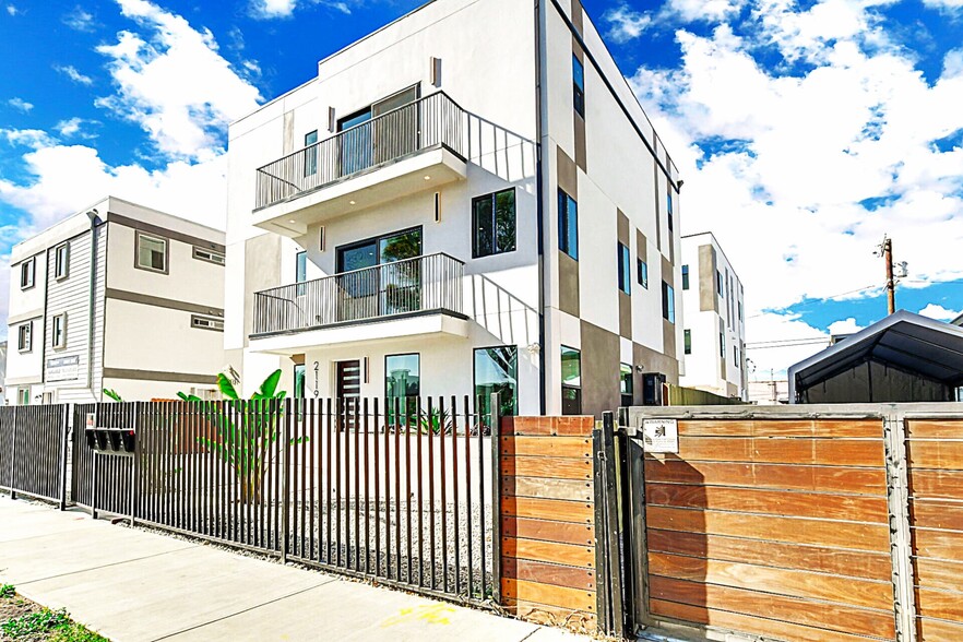 Primary Photo Of 2119 S West View St, Los Angeles Apartments For Sale