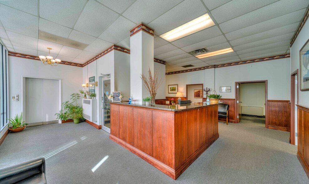 More Photos Of 145 S Jackson St, Jackson Loft Creative Space For Sale