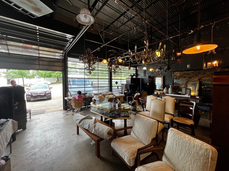 More Photos Of 220-224 38th St S, Birmingham Warehouse For Lease