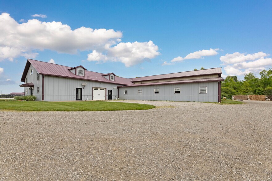More Photos Of 9317 S Johnstown-Alexandria Rd, Johnstown Horse Stables For Sale
