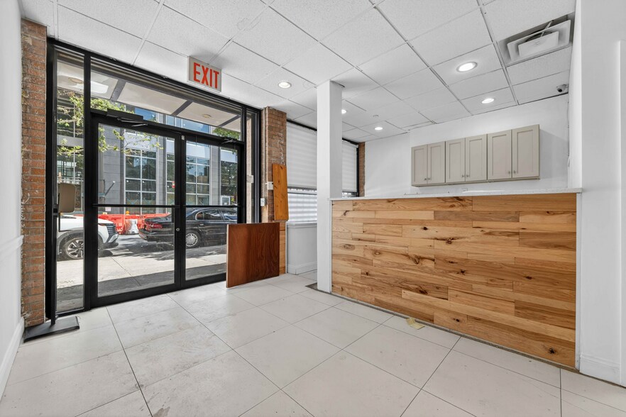 Primary Photo Of 202-204 E 110th St, New York Apartments For Lease