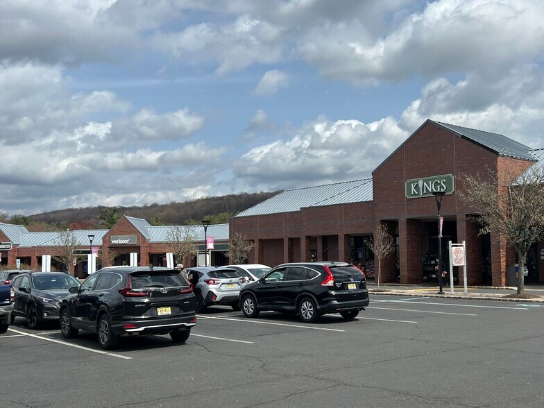 More Photos Of 400-470 US Highway 202/206 Dr, Bedminster Unknown For Lease