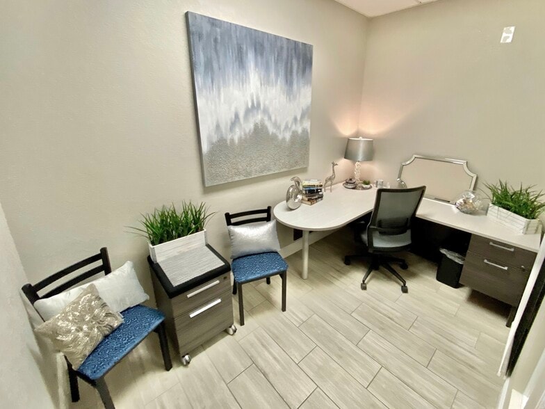 More Photos Of 1211 Tech Blvd, Tampa Manufacturing For Lease