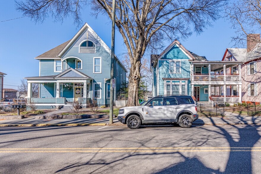 Primary Photo Of 1415 Highland Ave, Knoxville Multifamily For Sale