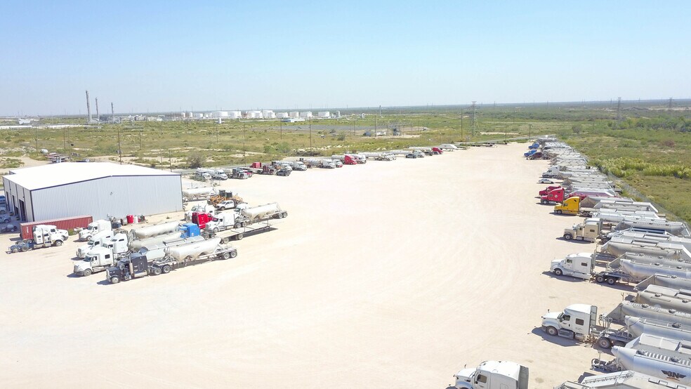 More Photos Of 2250 Dixie Blvd, Odessa Industrial For Sale