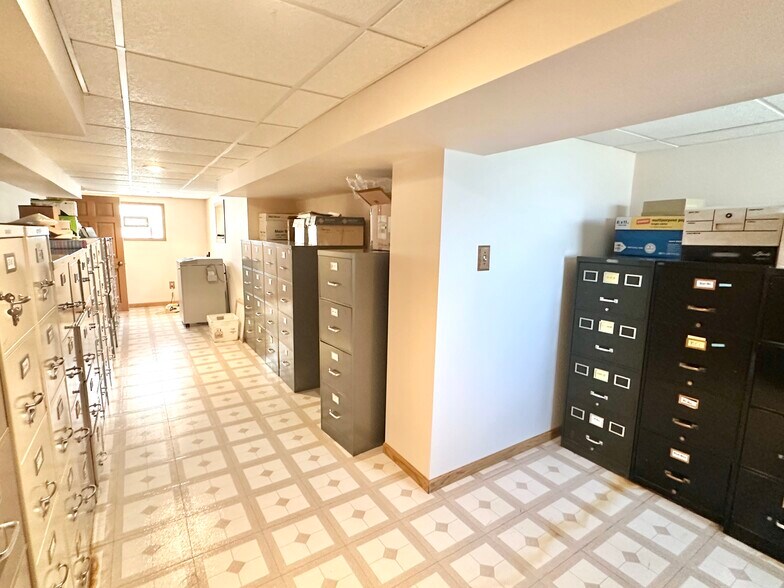 More Photos Of 510 Ridge Rd, Munster Office For Lease