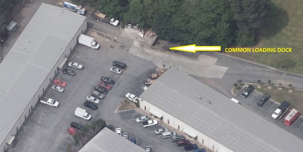 More Photos Of 450 S Cemetery St, Norcross Warehouse For Lease