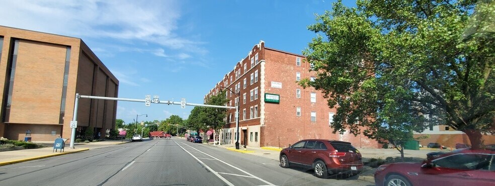 More Photos Of 300 E Broadway, Logansport Apartments For Lease
