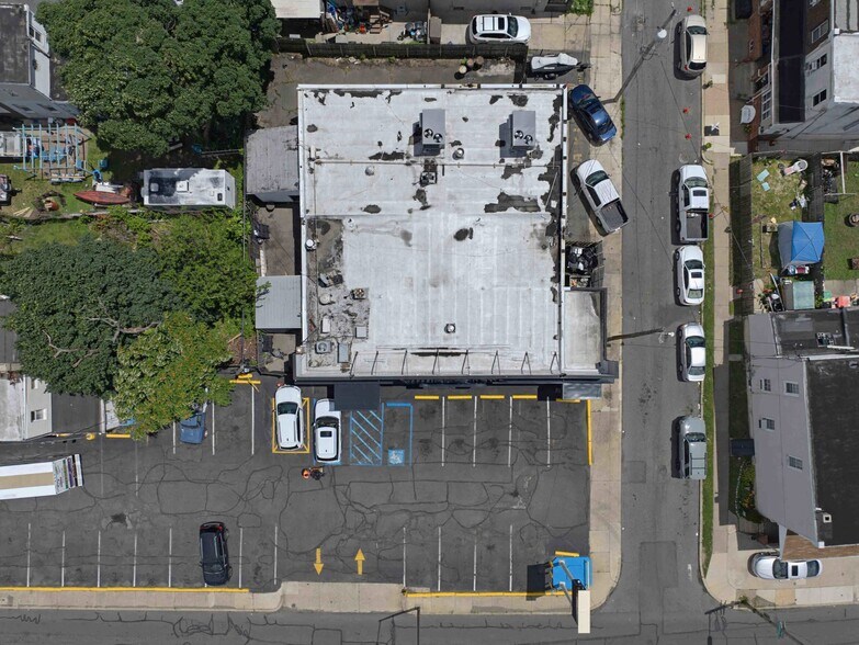 More Photos Of 5921 Tacony St, Philadelphia Bar For Sale