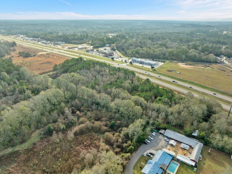 More Photos Of 1115 Evelyn Gandy Pky, Petal Land For Sale