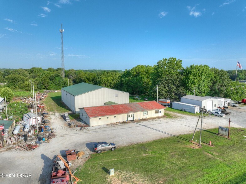 More Photos Of 2583 High St, Sarcoxie Warehouse For Sale