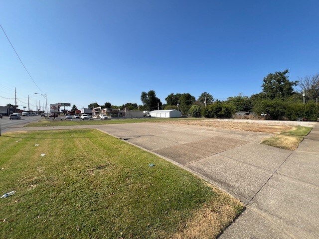 More Photos Of 211 S Green River Rd, Evansville Land For Sale