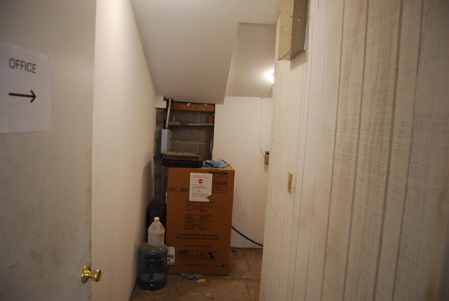 More Photos Of 23076 State Route 12, Watertown Showroom For Sale