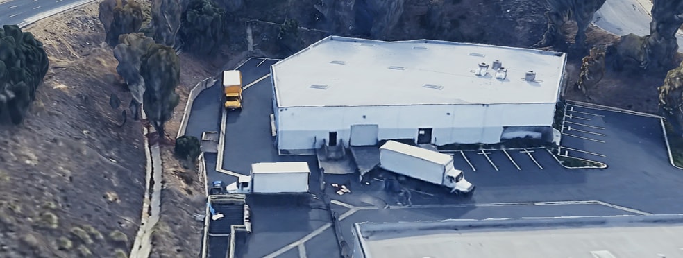 More Photos Of 3192 Factory Dr, Pomona Warehouse For Lease