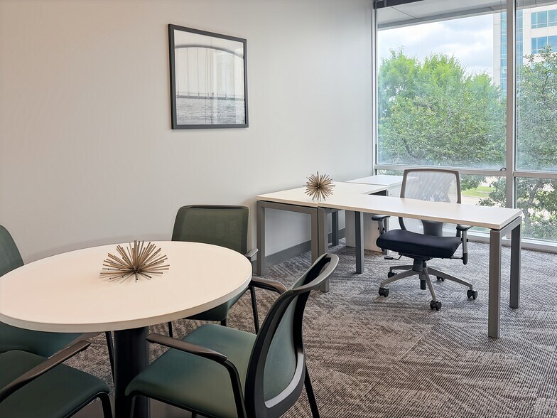 More Photos Of 6860 Dallas Pkwy, Plano Coworking Space