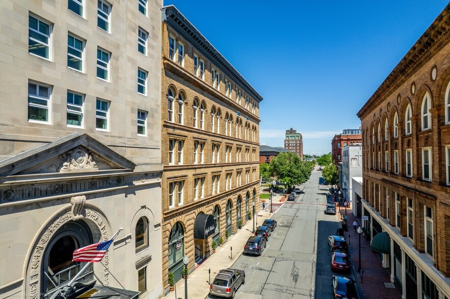 More Photos Of 555 Pleasant St, New Bedford Office For Sale