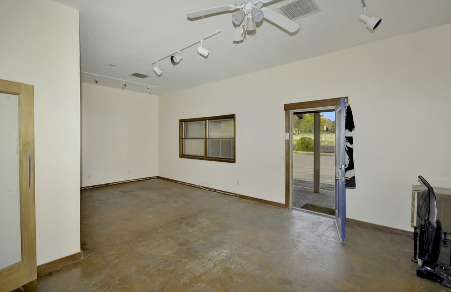 More Photos Of 45 Castle Rock Rd, Sedona Office For Sale