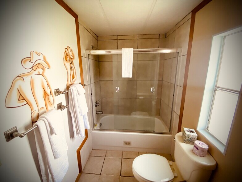 More Photos Of 18 W Allen St, Tombstone Trailer Camper Park For Sale