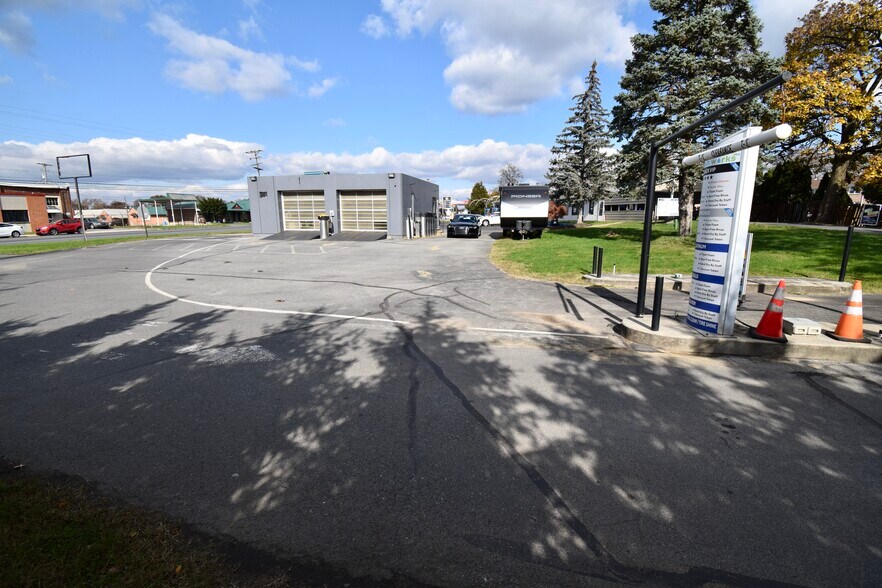 More Photos Of 4775 N 5th Street Hwy, Temple Carwash For Sale