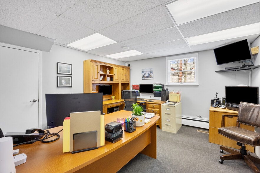 More Photos Of 296 N Main St, Sayville Industrial For Sale