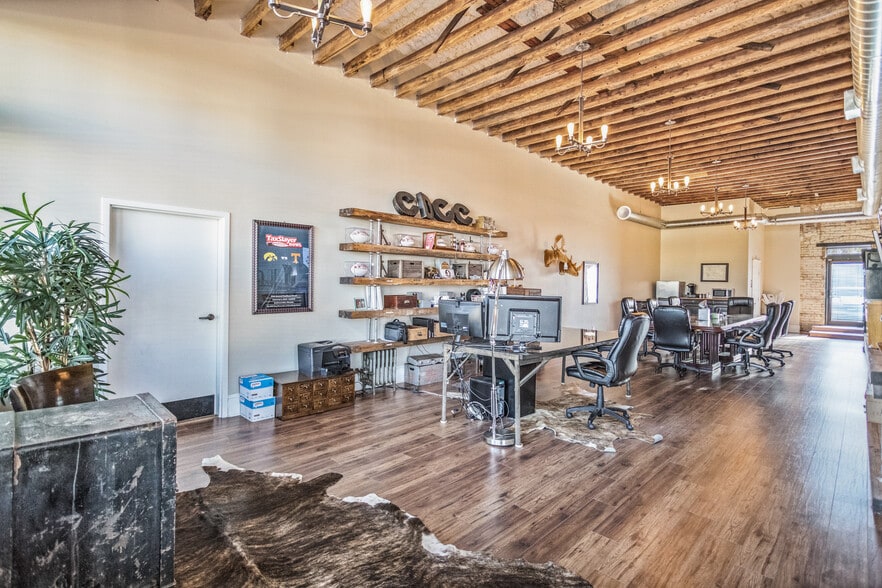 More Photos Of 1501-1505 N Main St, Jacksonville Storefront Retail Office For Lease