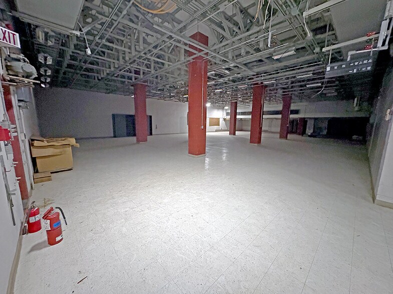 More Photos Of 25218 Dow Rd, Dow Utility Substation For Sale