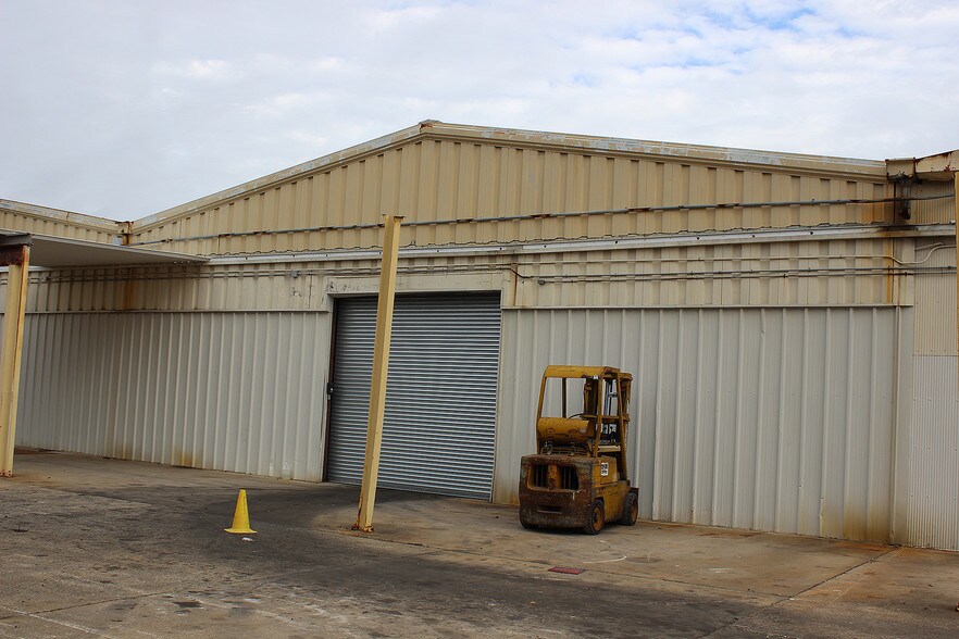 More Photos Of 801 N William St, Goldsboro Warehouse For Sale