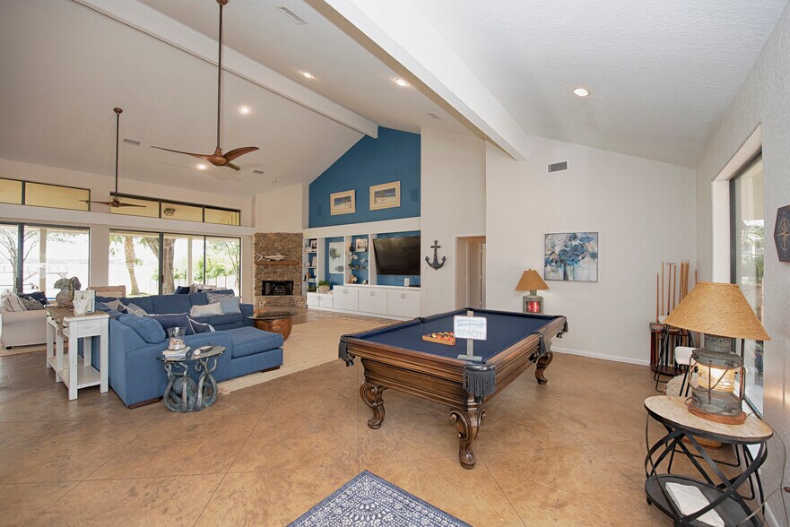 More Photos Of 3821 Nasa Pky, El Lago Lodge Meeting Hall For Sale