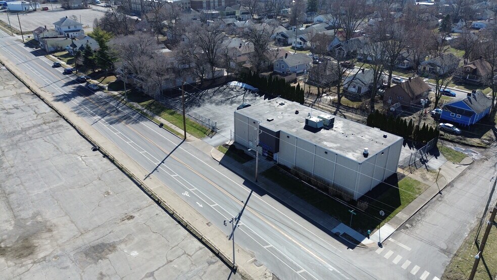 More Photos Of 3535 E Michigan St, Indianapolis Office For Sale