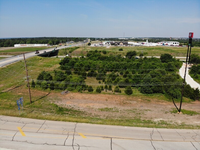 More Photos Of NEC 32nd & I-49, Joplin Land For Sale