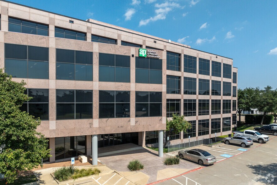 Primary Photo Of 1600 N Collins Blvd, Richardson Coworking Space