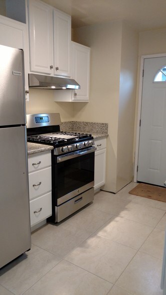 More Photos Of 201 S Vernon Ave, Azusa Apartments For Sale